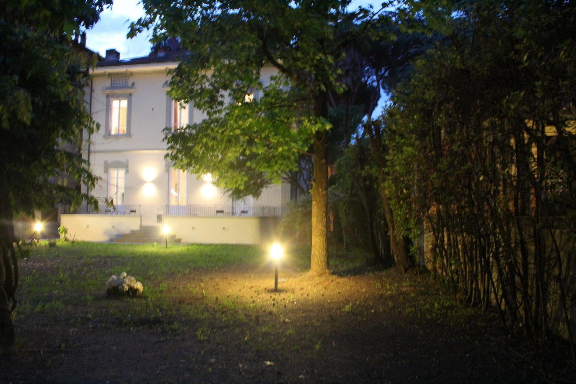 Lucca In Villa Lucrezia Bagian luar foto